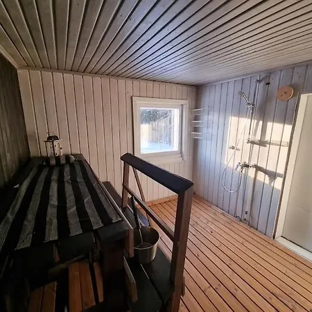 Kotoisa Moekki Paljulla Ja Puusaunalla 샬레 Orimattila